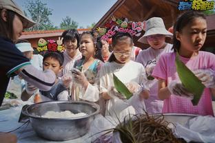 博格巴的优点：天赋历史级别！缺点：不怎么爱踢球！